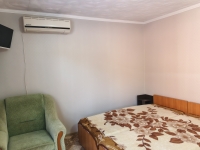 Гостевой дом «Уютный дворик» - номер Стандартный 2-х местный+1 с беседкой фото 6