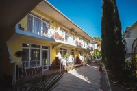 Алушта, Микрорайон Волна, дом 4А