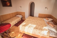 Частный дом «Кипарис» - номер Эконом 2-х местный № 10, 11 фото