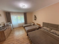 Гостевой дом «Прохлада» - номер Семейный фото 3