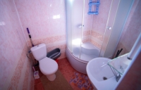 База отдыха «Лукоморье» - номер Двухкомнатный пятиместный на втором этаже фото 6