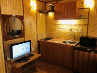 Гостевой дом «Дина» - номер 2Х-комнатный с кухней и двориком фото